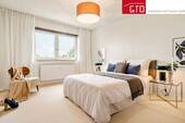 Schlafzimmer Eltern - Etagenwohnung mit 90,80 m² in Rodgau zum Kaufen