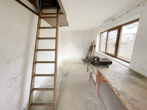 Werkstatt/Abstellraum bei Garage - 