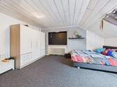 Schlafzimmer 4 - 