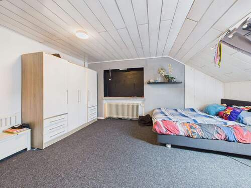 Schlafzimmer 4 - 