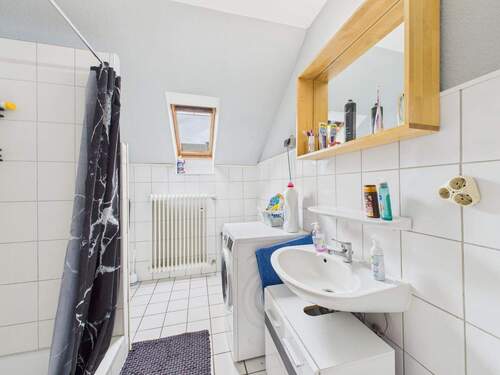 Badezimmer Dachgeschoss - 