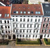 LANGJÄHRIG VERMIETET, CLEVER INVESTIERT | 3-Raum-Wohnung mit Balkon in Leipzig-Gohlis