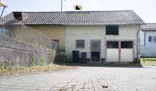 Ansicht Schuppen 2 - Mehrfamilienhaus, Wohnhaus mit 115,00 m&sup2; in Kirchardt zum Kaufen
