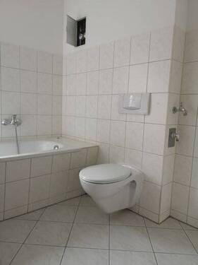 Bad - Etagenwohnung mit 51,00 m² in Haselbach zur Miete