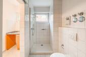 Badezimmer - andere Ansicht - 