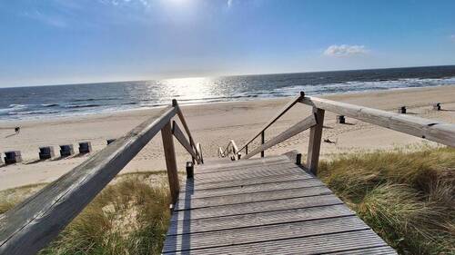 Blick auf das Meer - Gelegenheit - provisionsfrei - gemütliches Haus mit 2 Wohneinheiten und 4 Stellplätzen