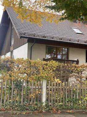 Bild 1 - Attraktive 3-Zimmer-Wohnung im exklusiven Villenviertel von Pullach (Großhesselohe) zu verkaufen!