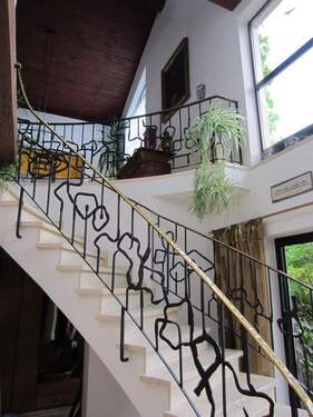 Aufgang zum Hauptwohnbereich - 1 Zimmer Mehrfamilienhaus, Wohnhaus in Hagen-Dahl