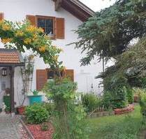 CHARMANTES WOHNHAUS mit neuer Heizung in GARCHING a.d.ALZ (Wald a.d.Alz) - Garching an der Alz