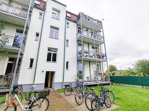 Ansicht von hinten - 3 Zimmer Etagenwohnung zum Kaufen in Magdeburg