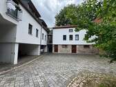 Außenansicht Hinterhof - Charmante 2-Raum Wohnung im Hinterhof mit separatem Eingang