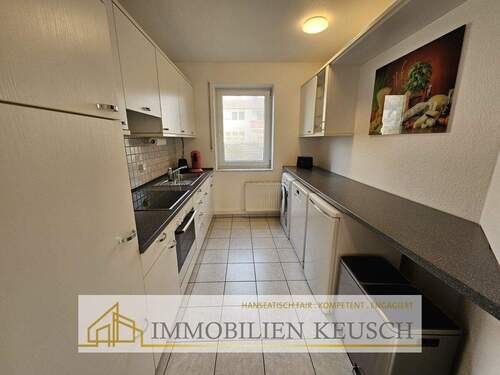 Einbauküche - Etagenwohnung mit 79,00 m&sup2; in Achim zur Miete