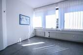 Behandlungszimmer - Büro in Krefeld zum Kaufen