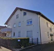 Lohmar Heide: vermietete 2-Zimmer-DG-Wohnung mit Balkon & Stellplatz - Lohmar / Heide