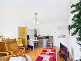 Wohnzimmer - Etagenwohnung mit 53,40 m&sup2; in Stuttgart zum Kaufen