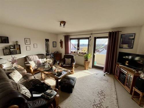 Wohnzimmer - Etagenwohnung mit 85,80 m² in Nattheim zur Miete