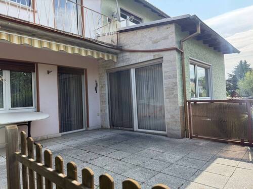 Terrasse mit Anbau - Mehrfamilienhaus, Wohnhaus mit 166,00 m&sup2; in Runkel-Ennerich zum Kaufen