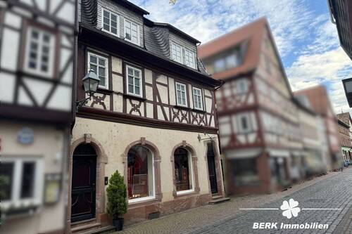 Außenansicht - BERK Immobilien - Wohn- und Geschäftshaus in zentraler Lage von Miltenberg