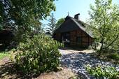 Hintere Gebäudeansicht - 3 Zimmer Bauernhaus, Landhaus zum Kaufen in Oldenburg