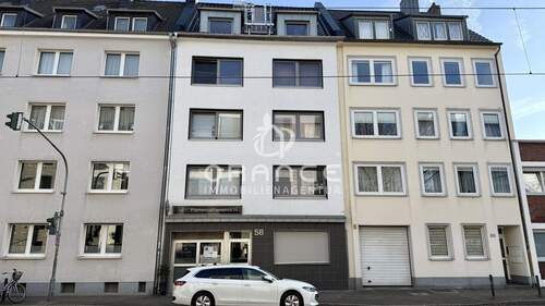 Haus_Straßenansicht - 
