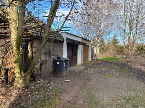 Grundstück + Aktuelle Bebauung - Grundstück in Schkopau