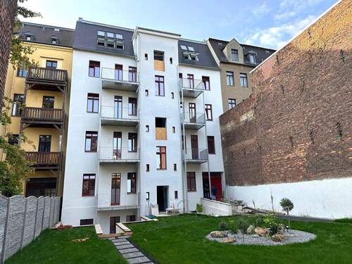 Hinteransicht - 6 Zimmer Mehrfamilienhaus, Wohnhaus in Görlitz
