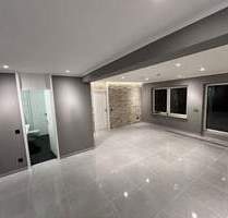 Moderne & frisch sanierte 2-Zimmer-Wohnung mit großem Balkon, Garage und Stellplatz, Toplage - Wildberg