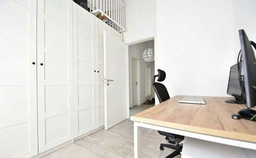 Arbeitszimmer - 4 Zimmer Etagenwohnung in Stuttgart-Plieningen