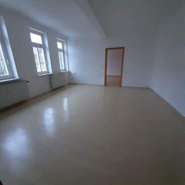 Wohnzimmer - Etagenwohnung mit 68,00 m&sup2; in Bad Langensalza zur Miete