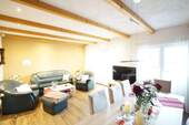 Wohn-/Esszimmer mit Terrassenzugang - 