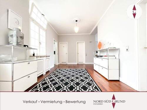 1-601 Diele.jpg - Sanierter Altbau - repräsentative 3-Zimmer-Wohnung in stattlichem Wohn- und Geschäftshaus. Innenstadt!