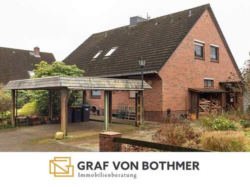 Straßenansicht - Einfamilienhaus + Einliegerwohnung: vielseitige Immobilie mit zwei Wohneinheiten