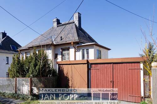 Ansicht mit Garage - 5 Zimmer Einfamilienhaus in Greiz