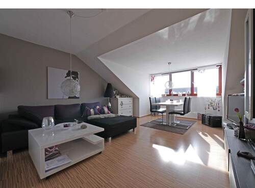 Wohnzimmer - 2 Zimmer Etagenwohnung zur Miete in Augsburg