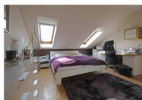Schlafzimmer - 2 Zimmer Etagenwohnung in Augsburg