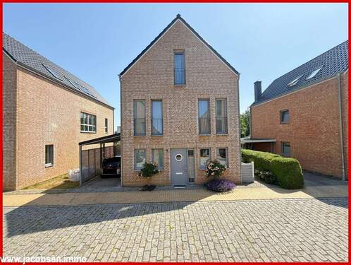 West-Ansicht - Einfamilienhaus mit 169,00 m&sup2; in Schleswig zum Kaufen