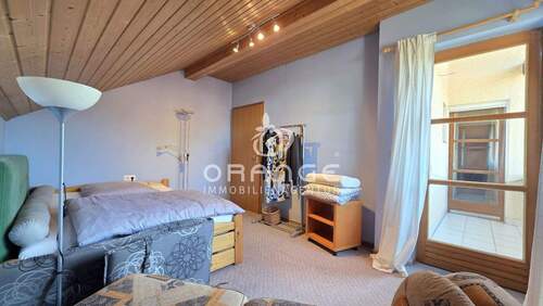 OG: Kinderzimmer 1 m. Balkonz. - 