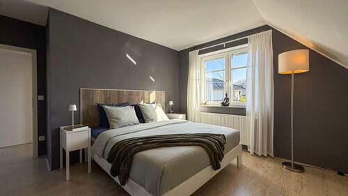 Schlafzimmer II DG - 