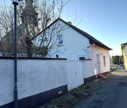 Außenansicht - 2 Zimmer Einfamilienhaus zum Kaufen in Worms / Neuhausen