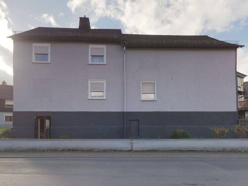 Hintere Ansicht - 6 Zimmer Einfamilienhaus in Haiger