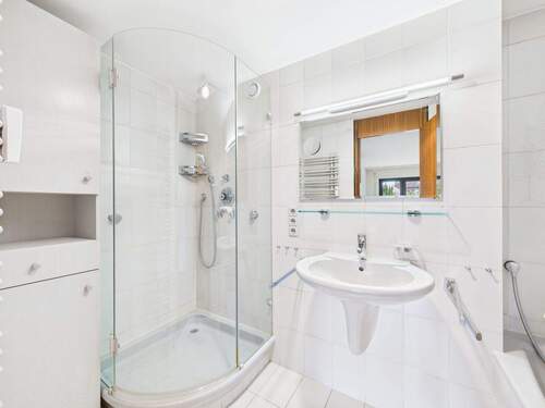 Badezimmer - 3 Zimmer Etagenwohnung in Stuttgart