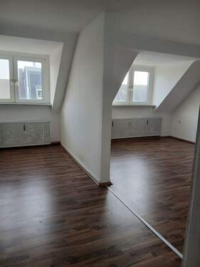 20251222_112534 - 3 Zimmer Etagenwohnung in Oberhausen