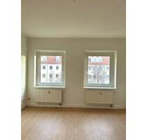 Sonniger Balkon inklusive - Attraktive 3-Raum-Wohnung sucht neue Mieter - Gera Innenstadt