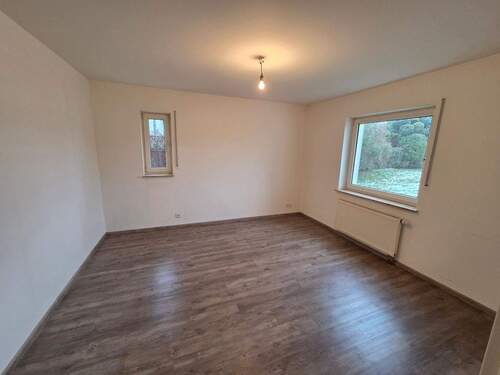 Schlafzimmer 1.jpg - 