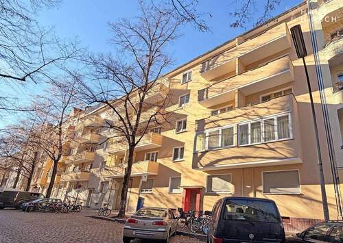 Außenansicht - Attraktives Mehrfamilienhaus mit 13 Wohnungen und Dachgeschossausbau - Investieren in Berlin!