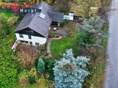 Luftbild vom Grundstück - 8 Zimmer Einfamilienhaus in Minden