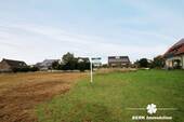 Grundstück - BERK Immobilien - Traumgrundstück in ruhiger Wohnlage von Altenstadt - ideal für die Familie