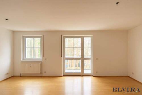 Wohn-/ Schlafbereich - 1 Zimmer Etagenwohnung zum Kaufen in München