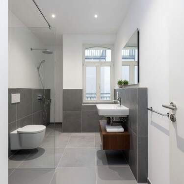 Bad inkl. Einrichtung - 