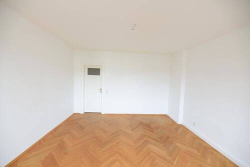 Zimmer 2 - 